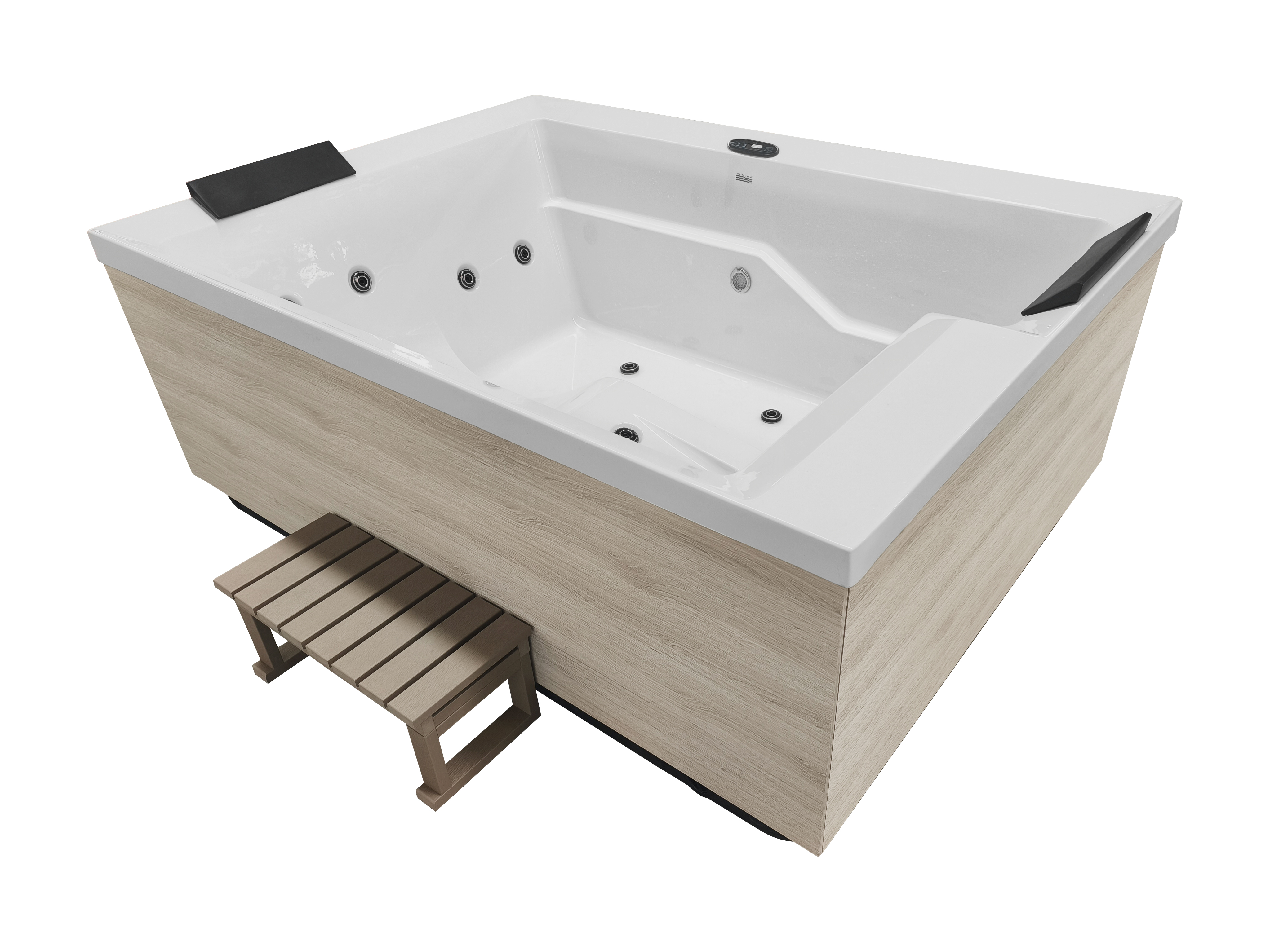 Outdoor Whirlpool Zadar / 190x140x70 cm inkl. Abdeckung und Stiege