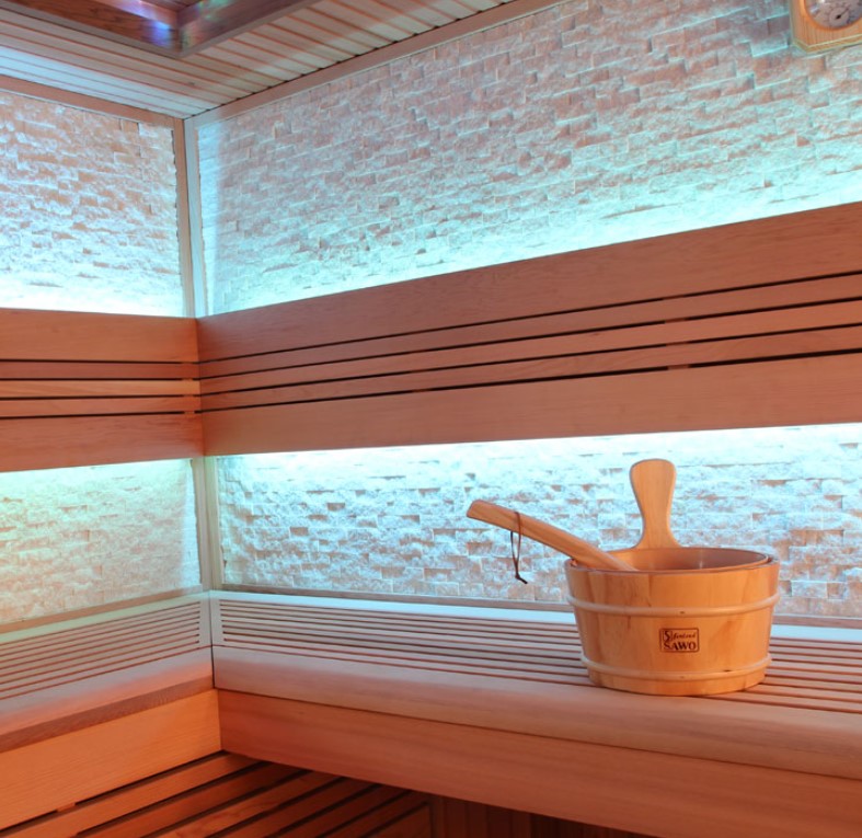 Sauna E1242C rote Zeder 180x180 ohne Saunaofen