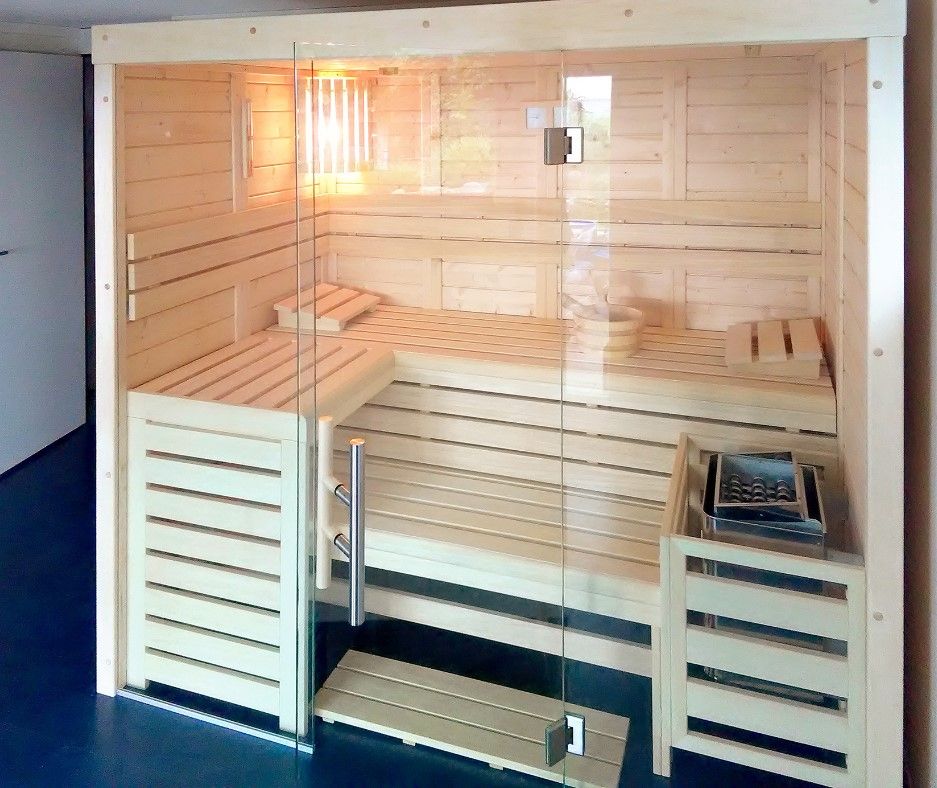 Luxus Massivholzsauna Star mit Glasfront Sonderbau